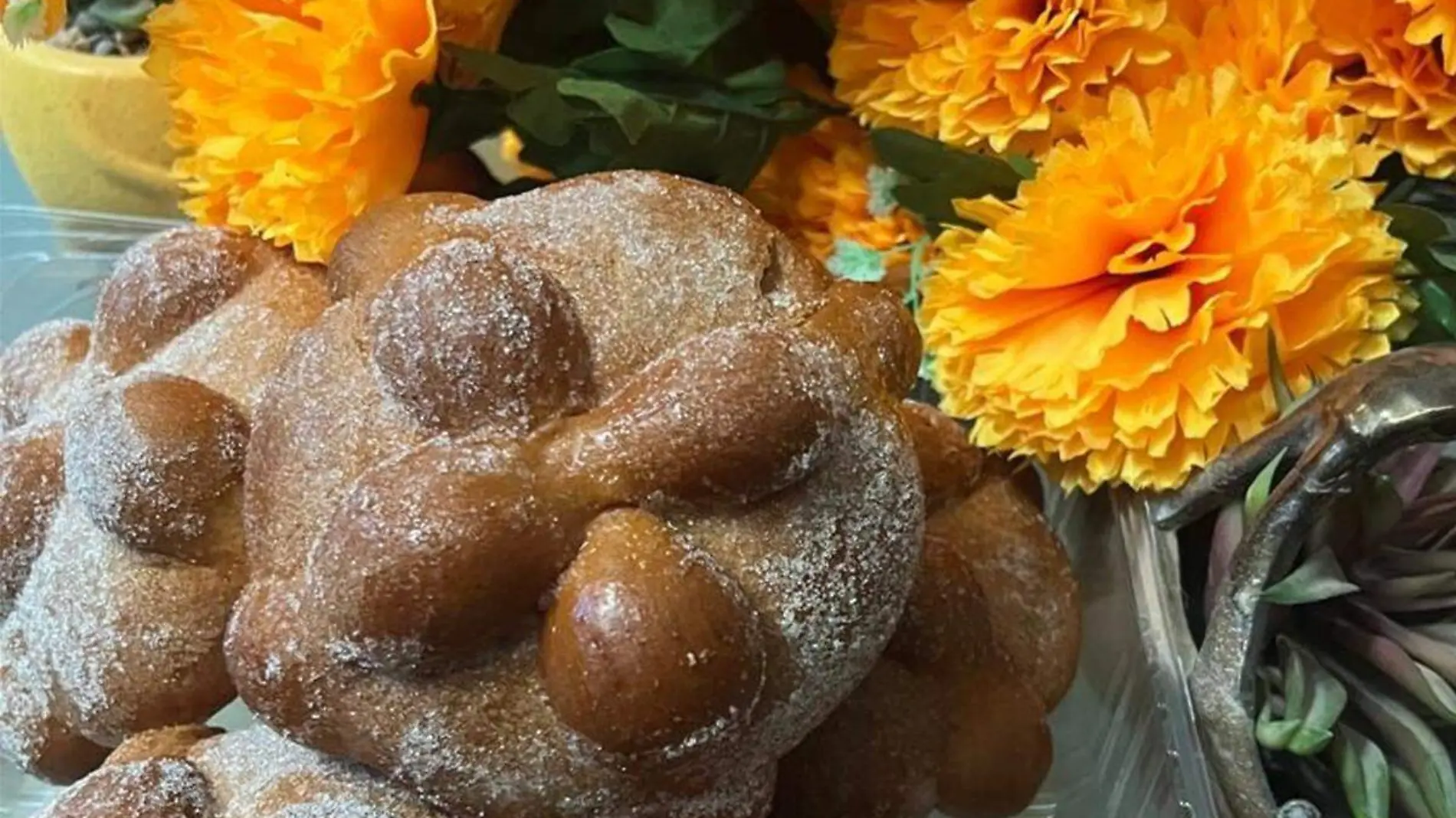 Pan de muerto los cabos